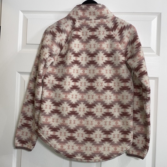 Cute pattern pullover - Picture 3 of 5